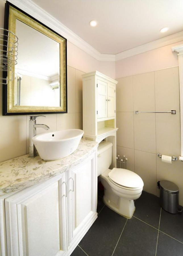 Salmon Magwood Guesthouse Toronto Luaran gambar